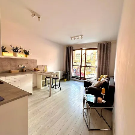 A85 Centre, Free Parking Warszawa